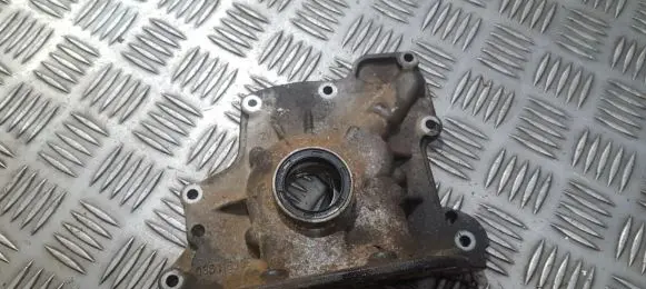Volkswagen Polo Oil pump 036115105