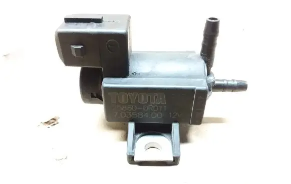 Toyota RAV 4 (XA40) Valve vacuum 25860PR011 70358400
