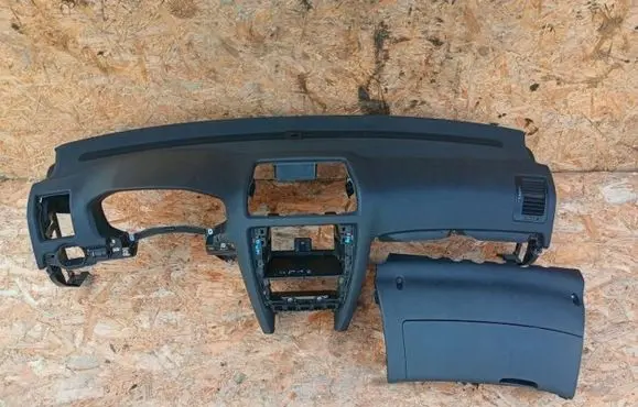 Audi A6 S6 C5 4B Dashboard