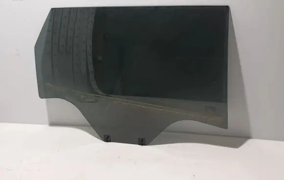 Renault Espace VI Rear door window glass 823003592R