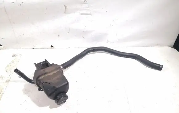 Power steering fluid tank/reservoir