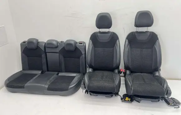 Citroen C4 II Seat set MMAUTKO17428