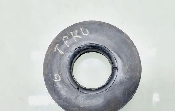 Toyota Proace Rear coil spring rubber mount 1477558080 516434