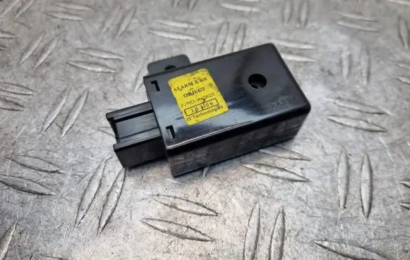 Chevrolet Captiva Alarm control unit/module 96628221