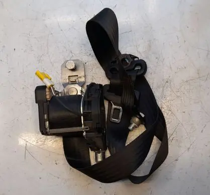 Iveco Daily 4th gen Front seatbelt 33017280A1