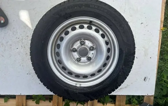 Volkswagen Transporter - Caravelle T6 R16 winter tire 7LA601027B