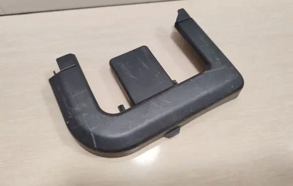 Nissan Note (E11) Rear seat rail trim cover 84911AX611