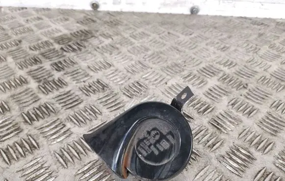 Nissan 370Z Horn signal 004035