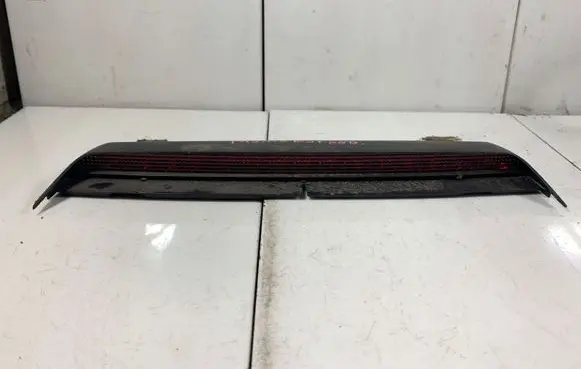 Volkswagen PASSAT B5.5 Third/center stoplight 1J5945121D
