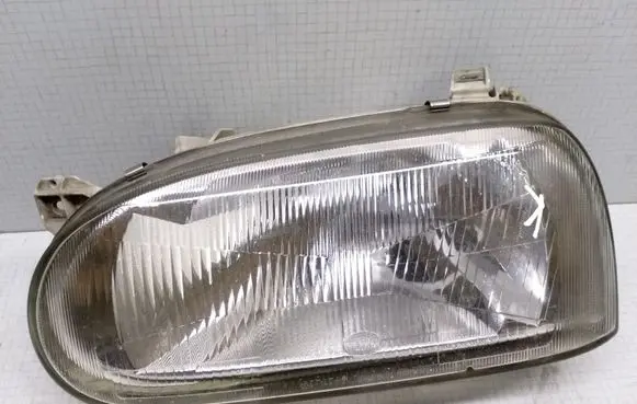 Volkswagen Golf III Headlight/headlamp 14487500L