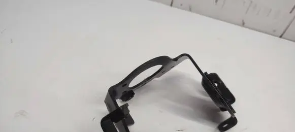 Renault Clio IV Fuel pump bracket 166345880R