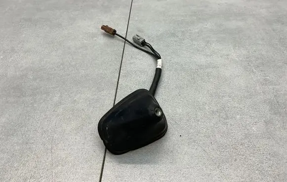 Nissan X-Trail T32 Aerial GPS antenna 