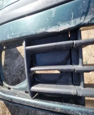 Skoda Octavia Mk2 (1Z) Front bumper lower grill