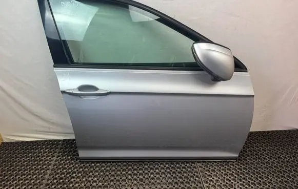 Volkswagen PASSAT B8 Front door