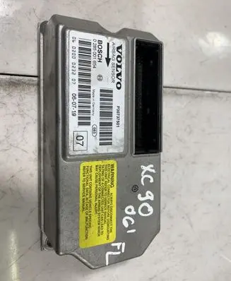 Volvo XC90 Airbag control unit/module P30737501