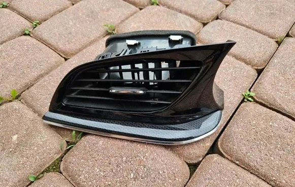 Opel Insignia B Dashboard side air vent grill/cover trim YR002011