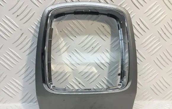 Ford Mondeo MK IV Gear shifter surround trim plastic 7S71A044H82AG