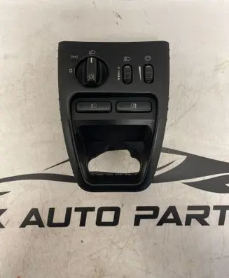 Volvo XC90 Light switch 8685452 MG422400060