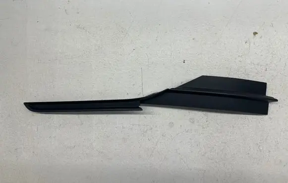 Front bumper lower grill