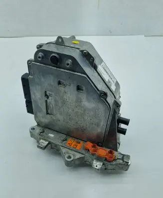 Chrysler Pacifica Voltage converter inverter P05190225AG 05190225AG ES302Y6AT