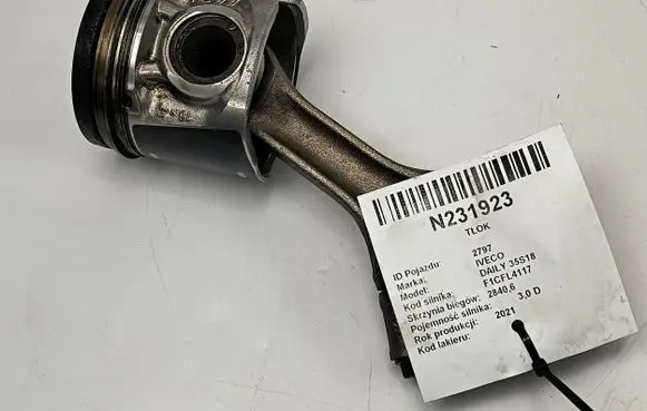 Iveco Daily 35 - 40.10 Piston with connecting rod 096101R