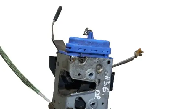 Audi A3 S3 8L Rear door lock 8D0839016A