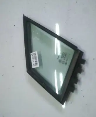 Toyota Corolla Verso AR10 Front door vent window glass four-door AS2