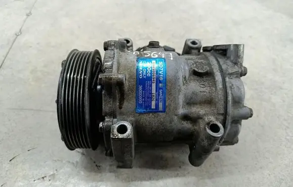 Volvo C30 Air conditioning (A/C) compressor (pump) 36000990