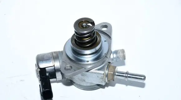 Fuel injection high pressure pump