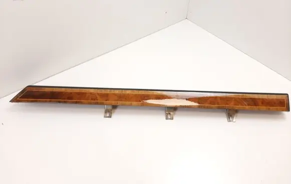 Rolls-Royce Silver Spur Front door trim bar 
