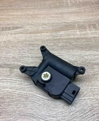 Volkswagen PASSAT B6 Air flap motor/actuator 0132801362 1168802921