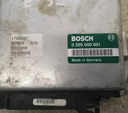 BMW 7 E32 Engine control unit/module 0205000001