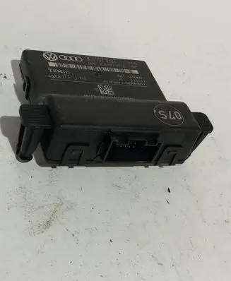 Volkswagen PASSAT B6 Gateway control module 3C0907530C