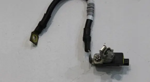 Volkswagen Polo VI Negative earth cable (battery)
