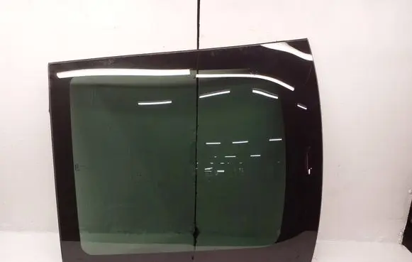 Nissan Qashqai Sunroof glass 