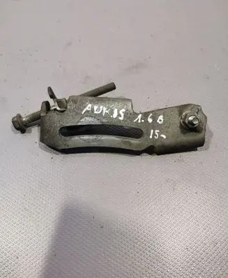 Toyota Auris E180 Generator/alternator belt tensioner