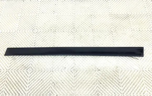 Audi A6 S6 C6 4F Front door trim (molding) 4F0853960B
