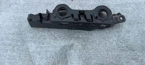 Audi A6 S6 C8 4K Front bumper mounting bracket 4K0807283