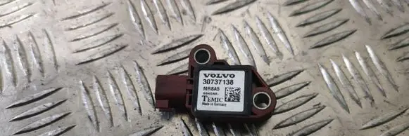 Volvo V50 Airbag deployment crash/impact sensor 30737138