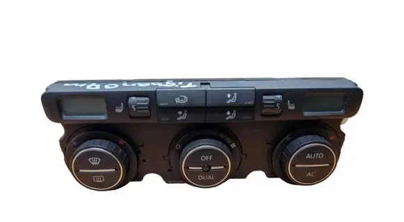 Volkswagen Tiguan Climate control unit 78888415 18100752