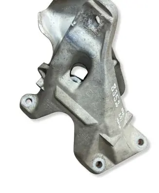 BMW 3 E92 E93 Engine mounting bracket 6779368