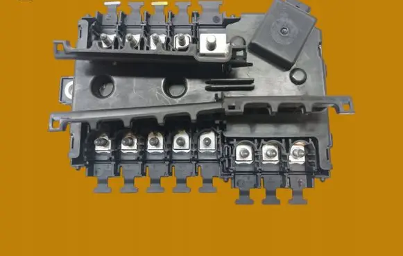 Mercedes-Benz C W205 Fuse box set A2055402850