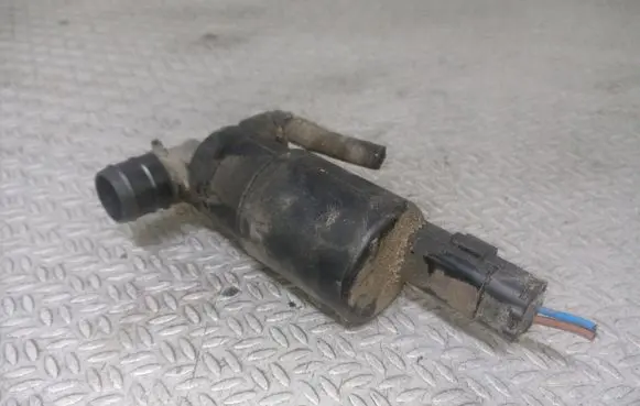 Citroen C1 Windscreen/windshield washer pump 8200031805