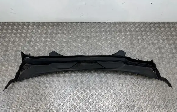 BMW 5 G30 G31 G38 Wiper trim 7388714