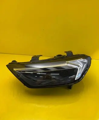 Audi A1 Headlight/headlamp 82A941033D