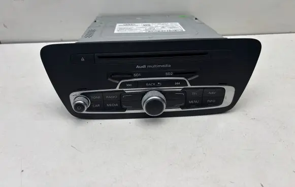 Radio/CD/DVD/GPS head unit