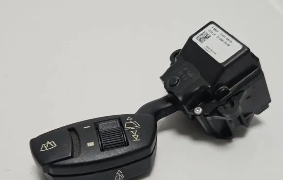 BMW 5 E60 E61 Wiper control stalk 6924106 0120610008 SN0071081720302
