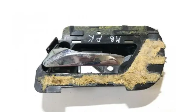 Mercedes-Benz C W202 Front door interior handle 2027600161