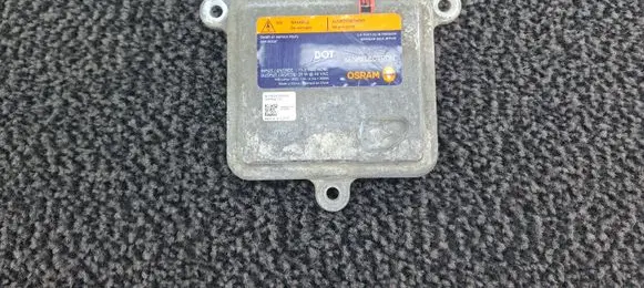 Tesla Model S Headlight ballast module Xenon A70525700DG
