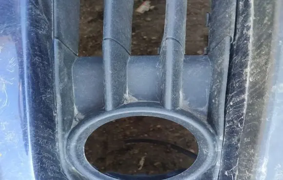 Renault Megane II Front bumper lower grill